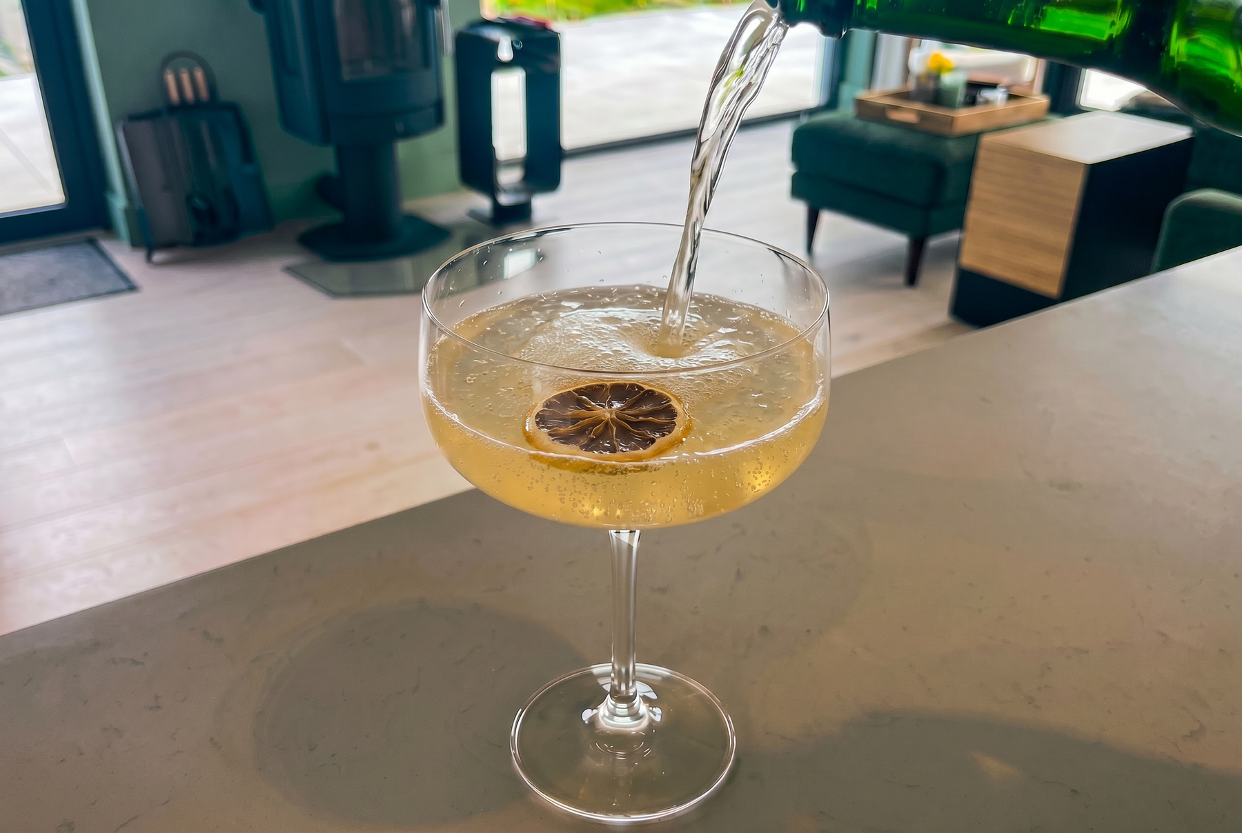 The Tart French 75: A Bright, Bubbly Twist on a Classic