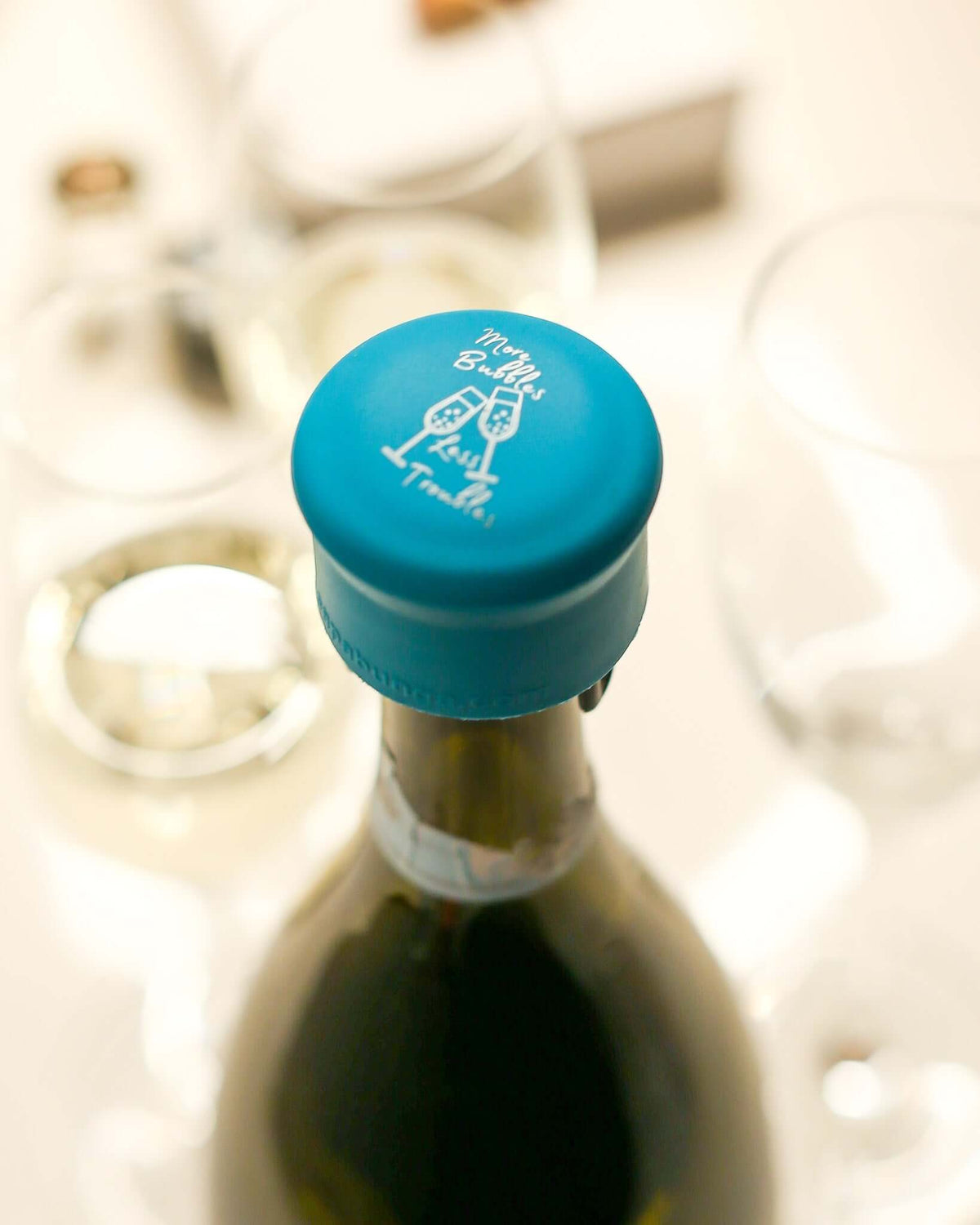 CapaBubbles Champagne Stopper Reseal your sparkling wine